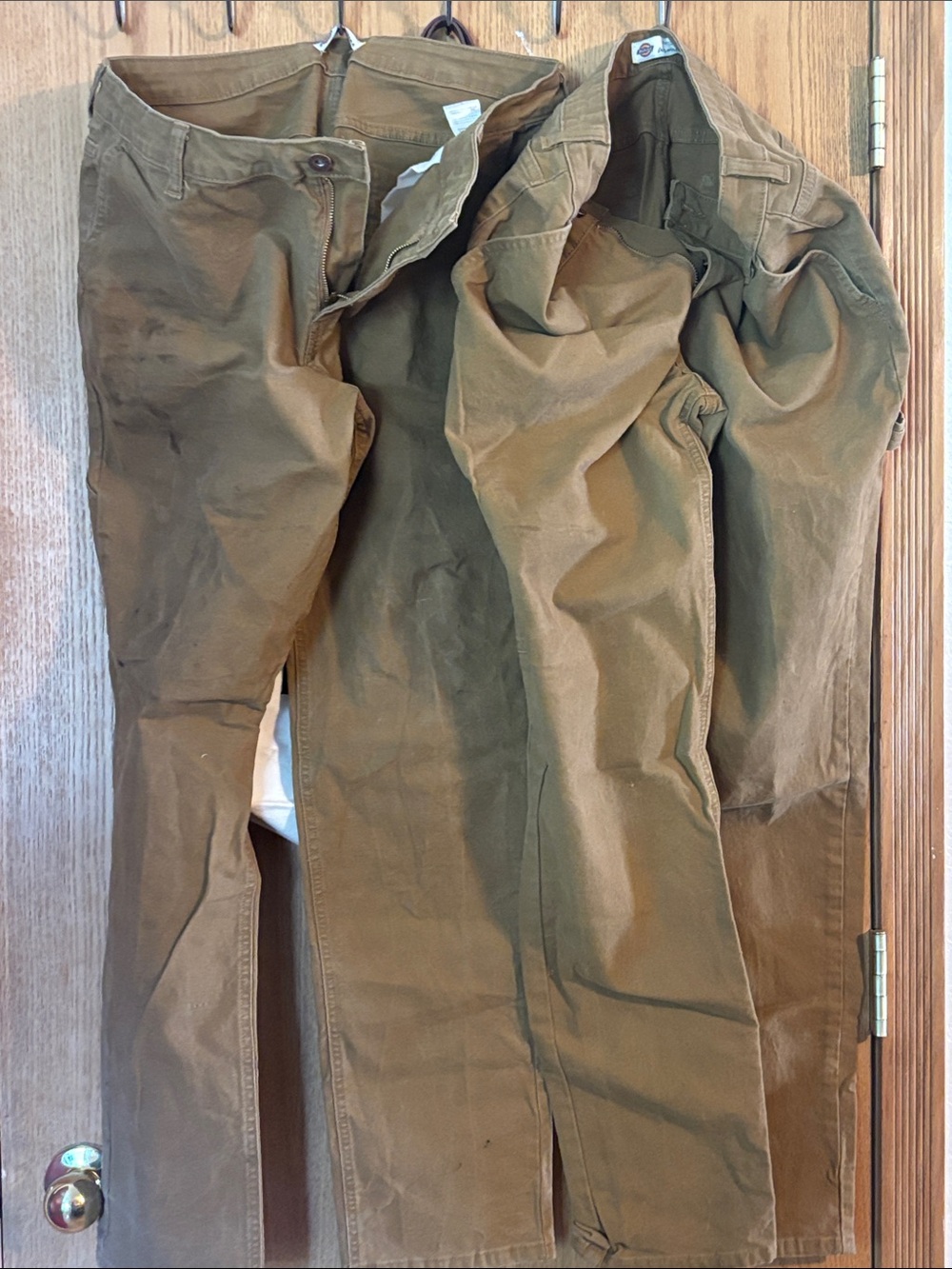 Dickies women’s Brown Work Chinos. 2/20.00